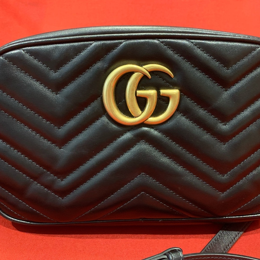 Gucci Mini Marmont Crossbody bag - Picture 3 of 16